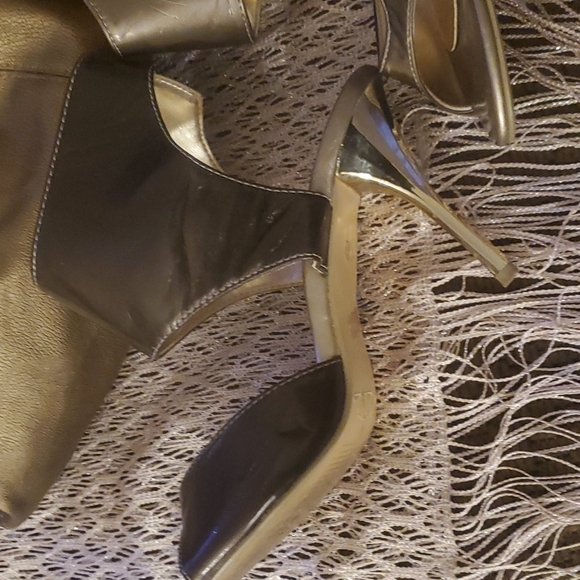 Golden bronze two- tone high heels - Picture 4 of 5